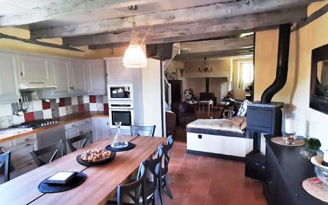 Traditional holiday home in Altillac with private pool