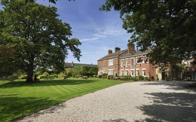 Singleton Lodge Country House Hotel