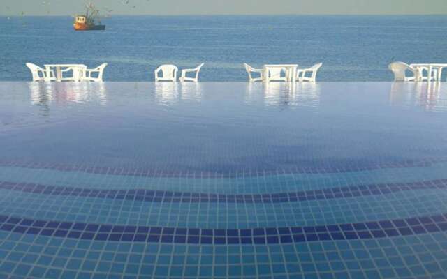 Hotel Maya Jade