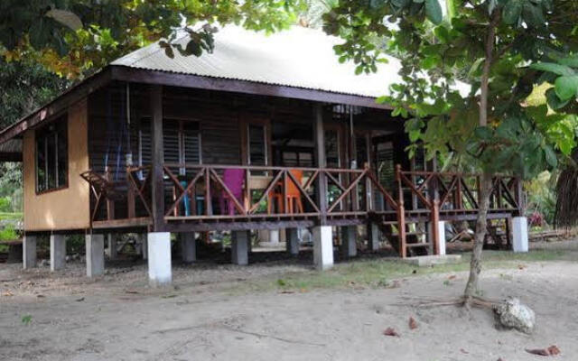 Kingki Beach House
