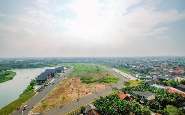 Simple and Comfy Studio at Springlake Summarecon Bekasi Apartment