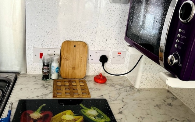 NKN Cosy Maisonette Dartford Station Free Parking — фото 3