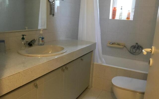 AGIA PARASKEVI appartement près du métro