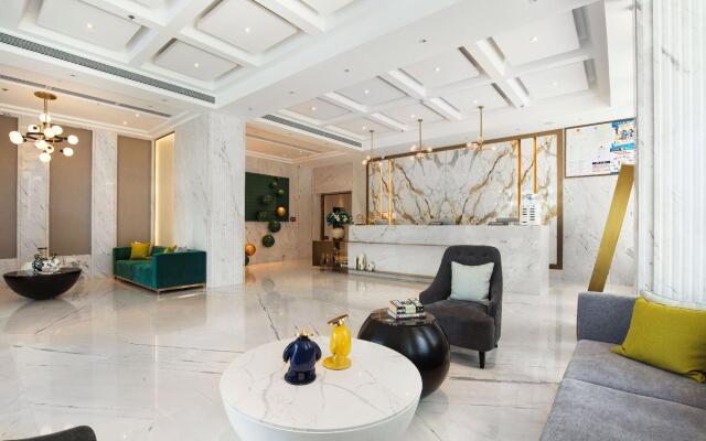 Zenith International Hotel