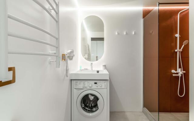 In an apartment on Sokolnicheskiy Val street 1
