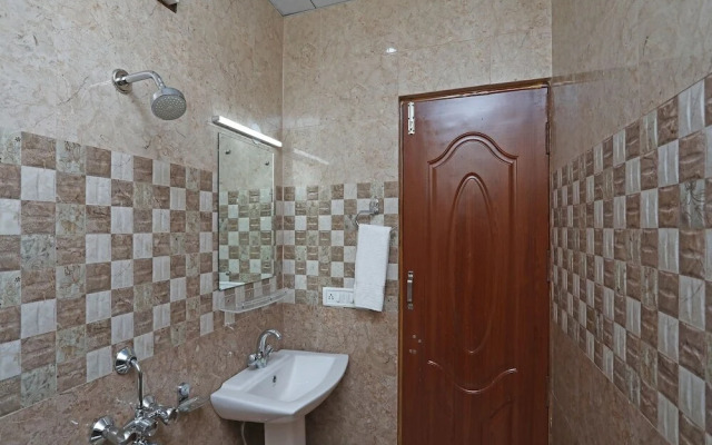 Bhagwati Palace Guest House By OYO Rooms