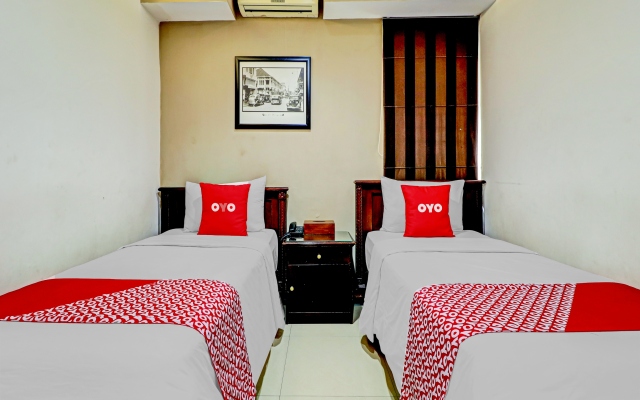 OYO 90278 Hotel Sepuluh Buah Batu Bandung