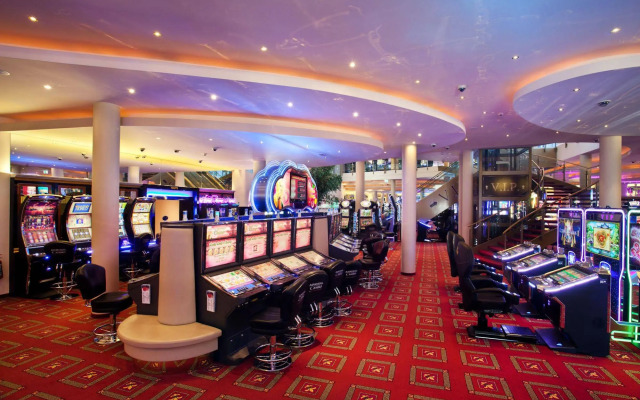 Casino & Hotel ADMIRAL Kozina