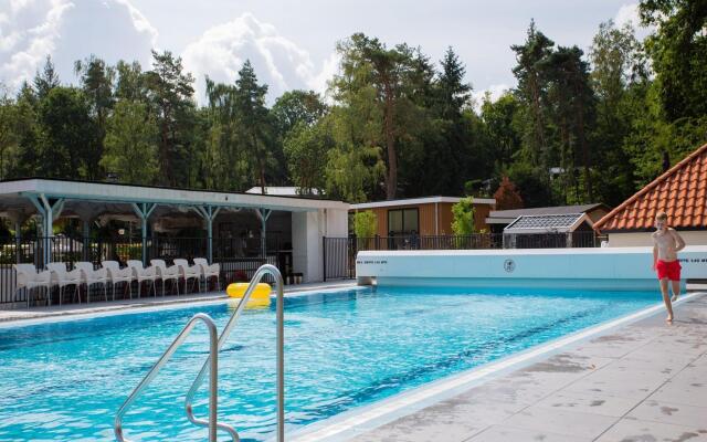 Attractive Chalet with Microwave near Forest