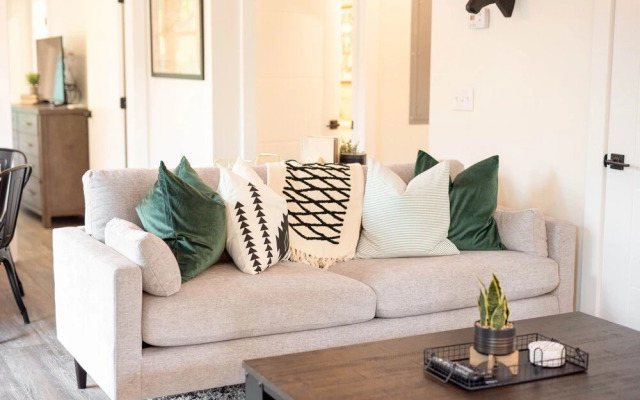 Appalachian at Main and Pine