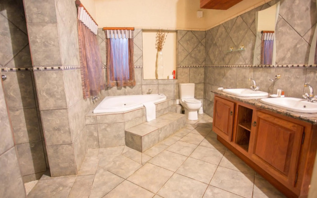 La Montagne Guest Lodge