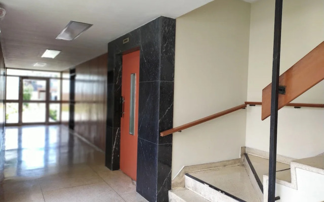 Eral Apartments Country Club