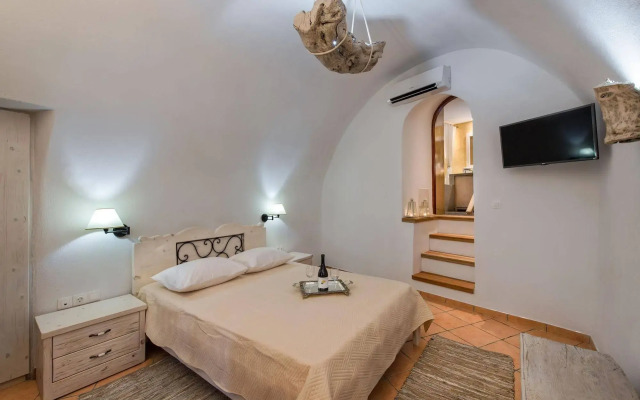 Kokos Traditional Houses