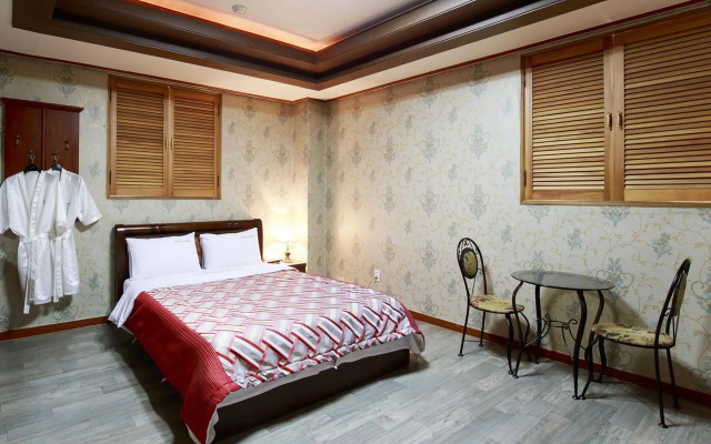 Galleria Hotel