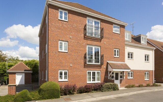 The Rectory Apartment + Free Parking