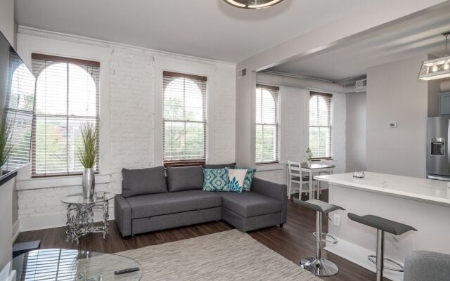 Heart of Mainstrasse Suites