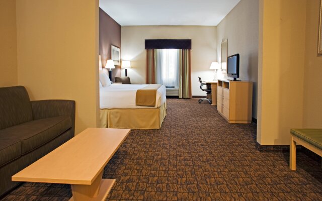 Holiday Inn Express & Suites Borger by IHG