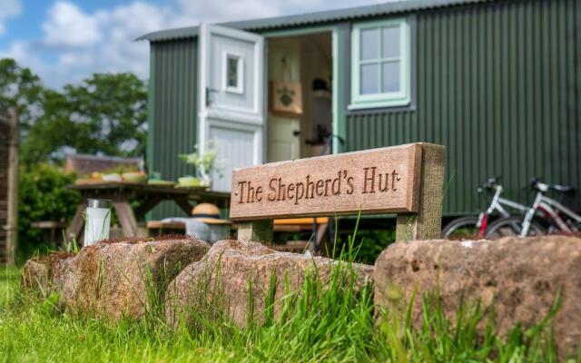 Romantic Shepherds Hut, Kenilworth