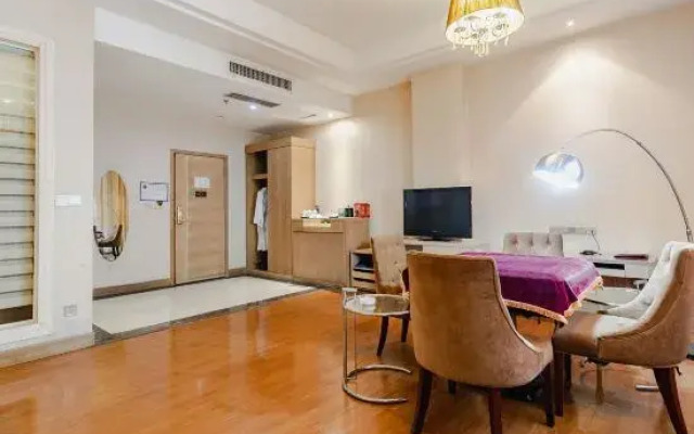 Jintan Square South Great Wall Hotel (Tongren Station Branch)