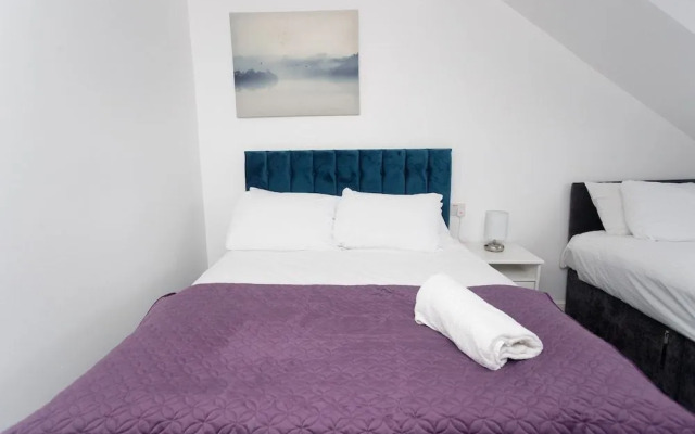 Amiri House Apartments