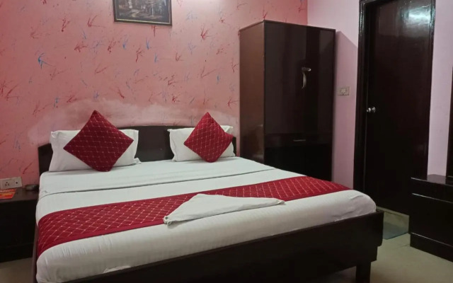 Airport Hotel Parikshit Palace
