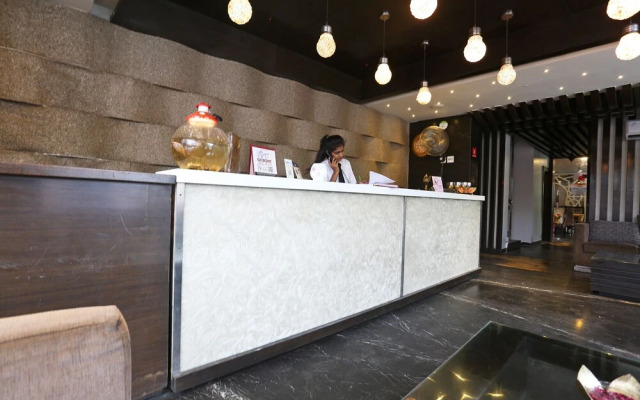 Capital O 5895 M K Vivanta