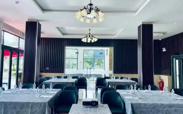 Sunflower Hotel & Resort