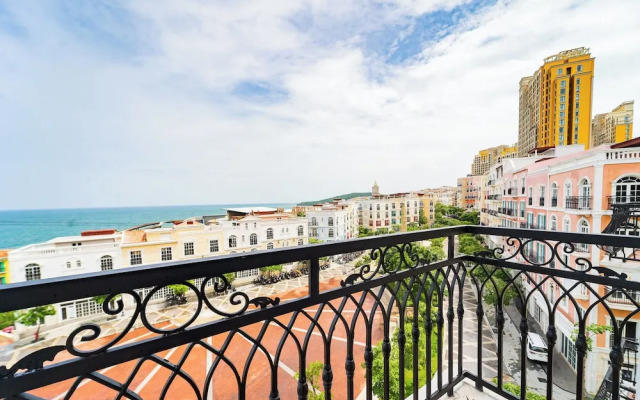 Novus Sol Hotel