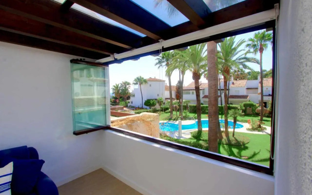 1176 beach front 2 pools bahia