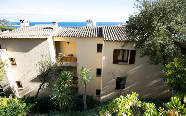 Beautiful Studio with Brilliant Views