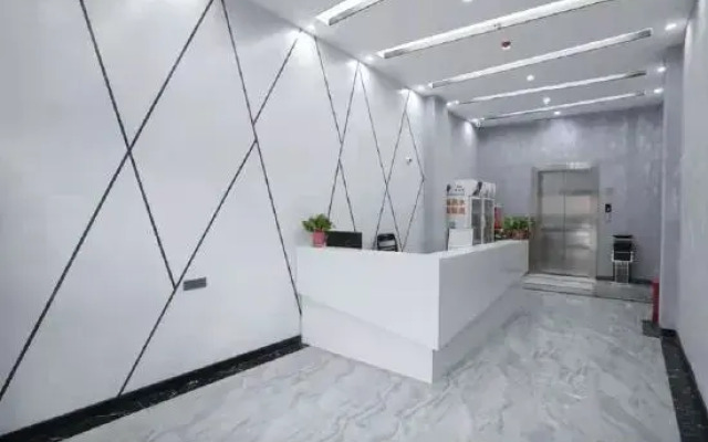 Dahuaishu Hotel (Luoyang Longmen high-speed railway station Hekeda)