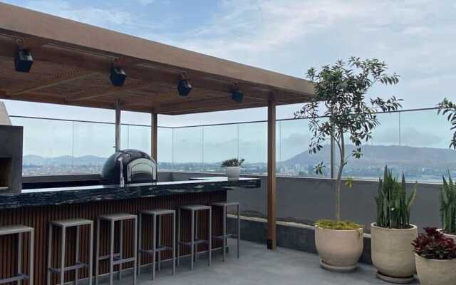 W Loft With Balcony in Luxury Building Barranco