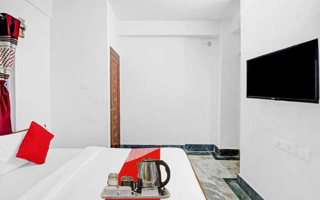 OYO 87562 Amar Raj Vista