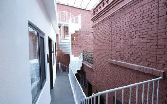 Yearning Courtyard Homestay