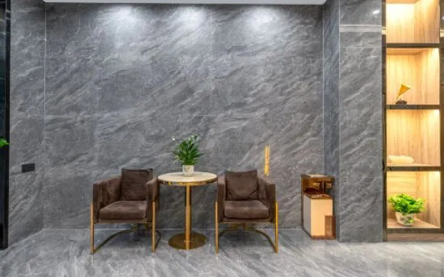 Wanmei Yipin Hotel (Guangzhou North Railway Station Huacheng Road Metro Station)