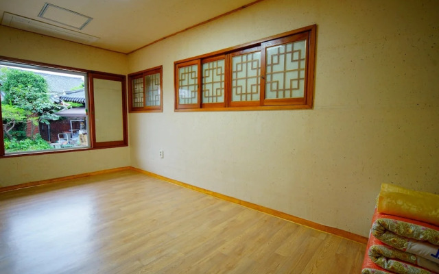 Hanok Hotel Dong Nak Won
