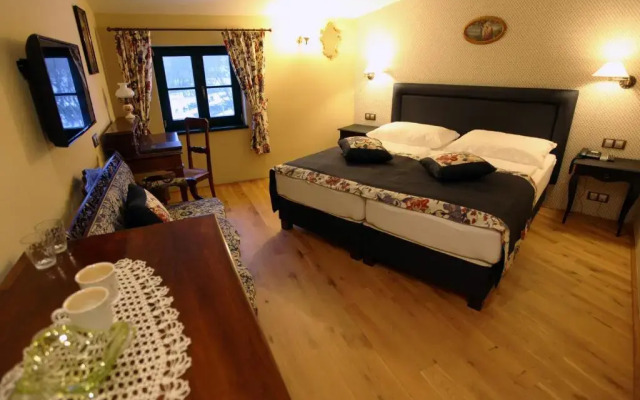 Boutique Hotel Pri Mlyne