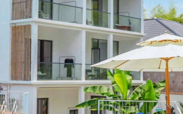 Moganshan Yinsu Garden Camping Holiday Villa