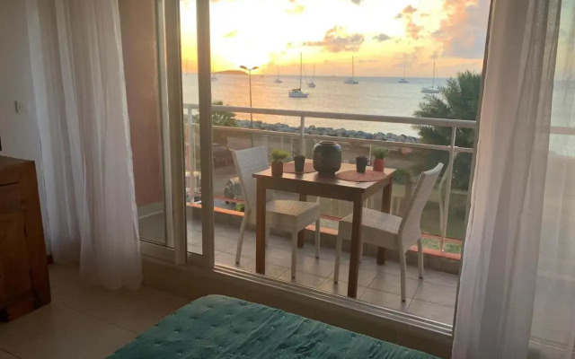 Marigot, Studio front de mer vue exceptionnelle