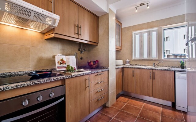 Santa Luzia Residence by MarsAlgarve