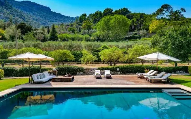 Impressive Retreat near Valldemossa