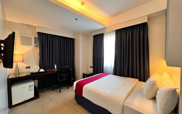 Sarrosa International Hotel and Residential Suites