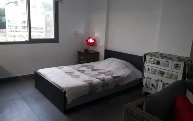 Inviting 1-bed Apartment in Dbayeh