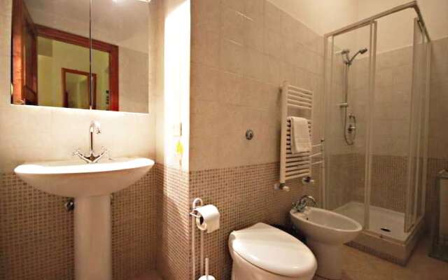 Ota Trevi Foutain Suite