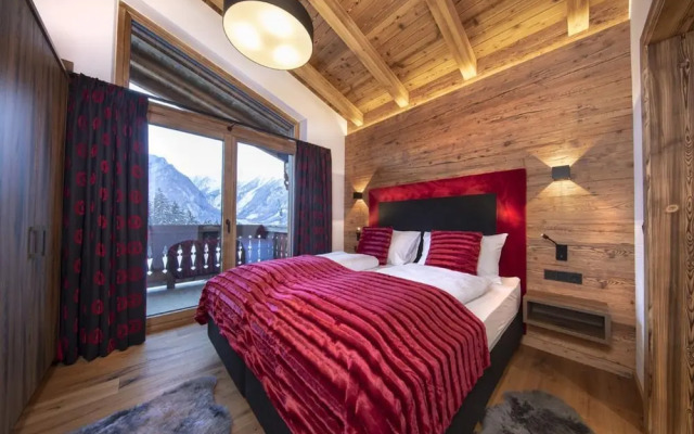 Splendid Chalet in Neukirchen near Wildkogel Ski Arena