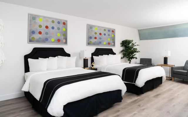 Essex House By Clevelander