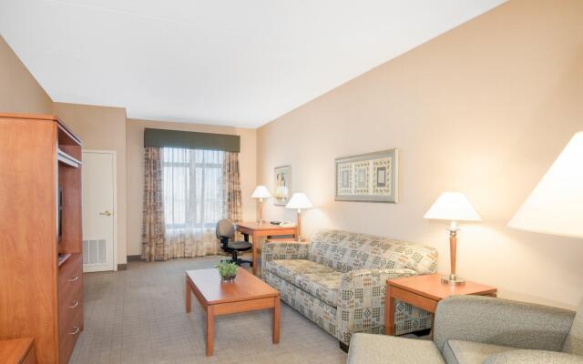 Holiday Inn & Suites Goodyear - West Phoenix Area by IHG