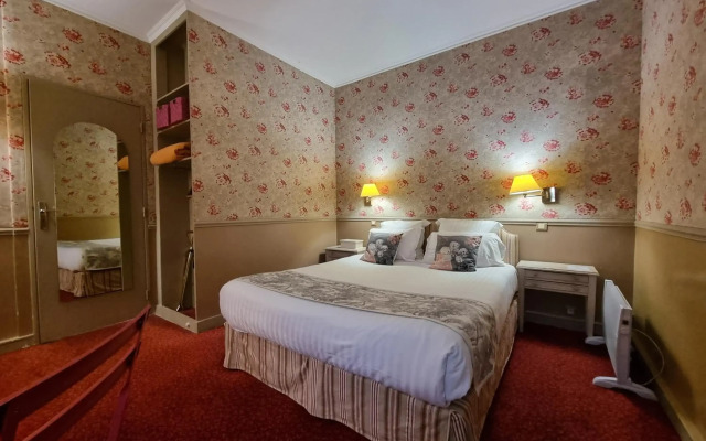 France Eiffel Hotel