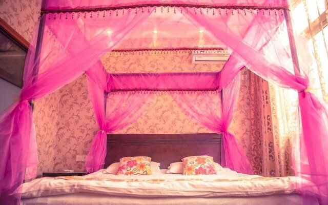 One-in-hundred Theme Hotel- Wuzhen Town