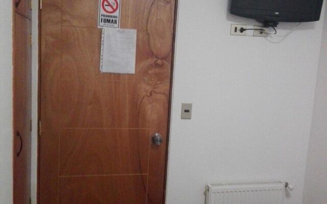 Travel International Hostal - Cafe